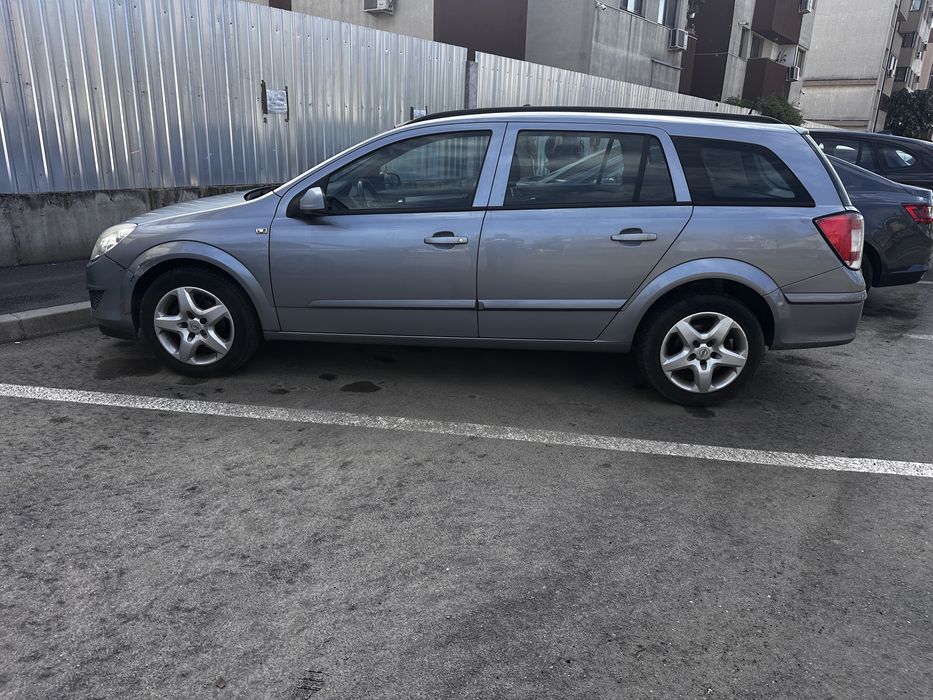 Opel Astra H - benzina - 2008 - de vanzare