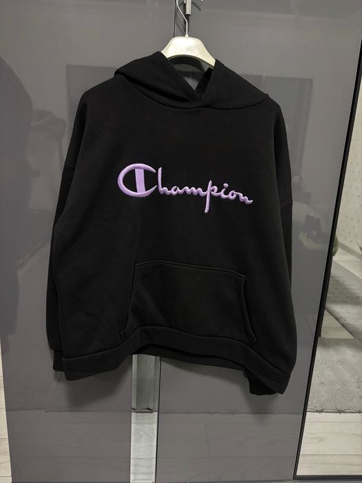 Дамски суичър на Champion