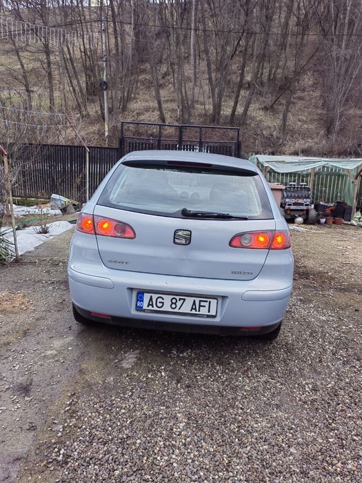 Vând Seat Ibiza, an 2004