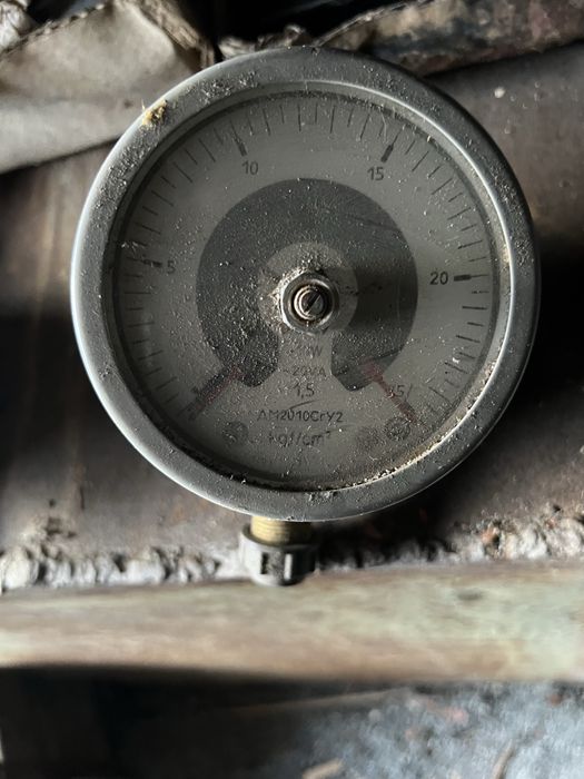 Продам манометры