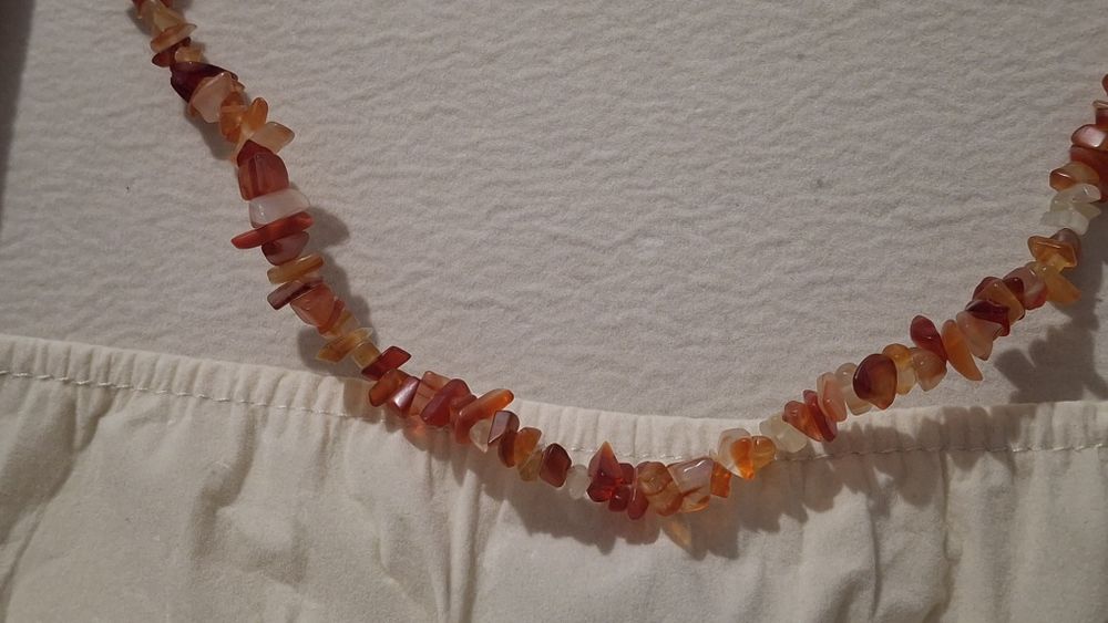 Колие от минерали