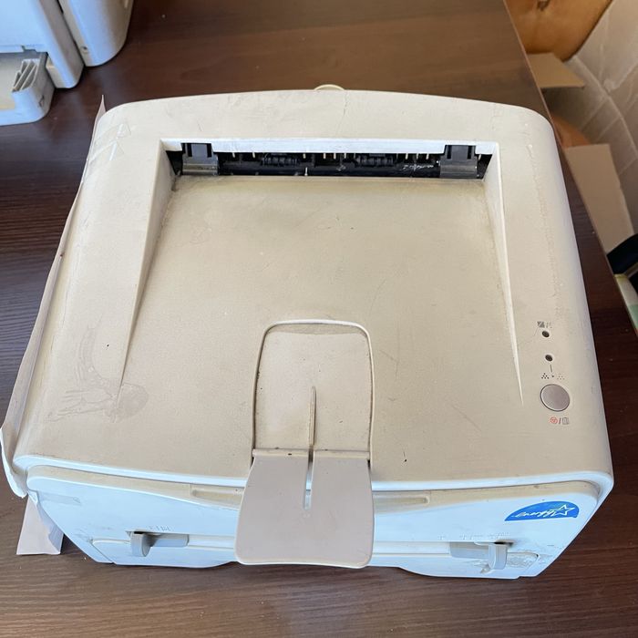 Продам 4 шт принтеры разные