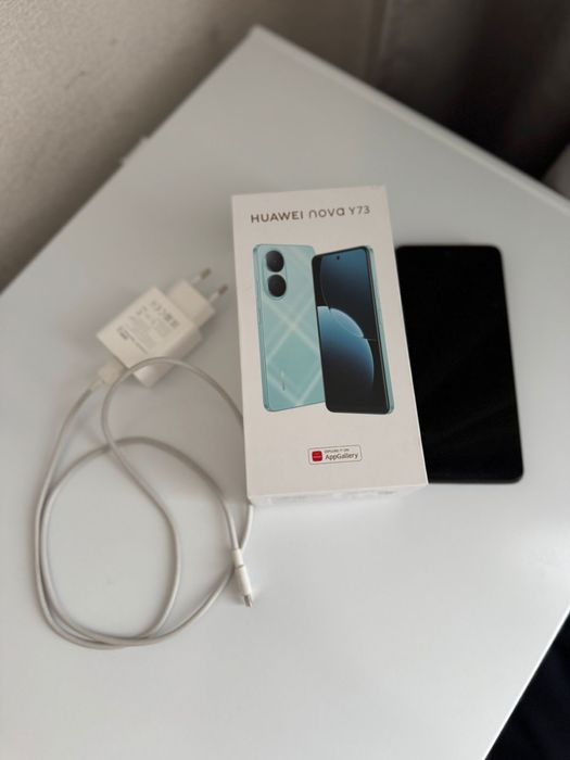 HUAWEI NOVA Y73  256 гб черный