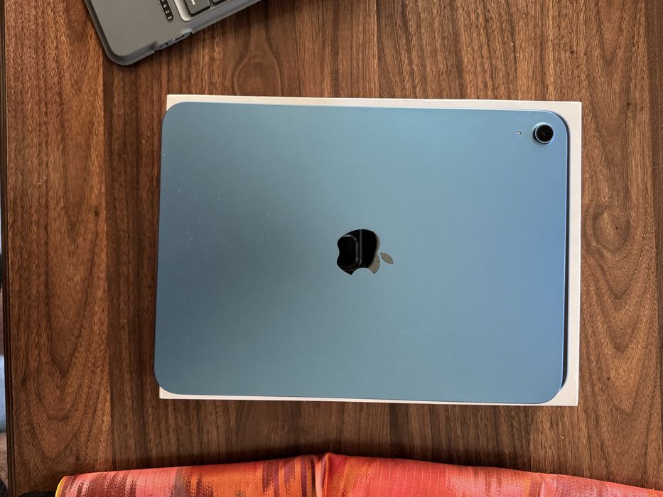 Ipad A16 (11 dyum)