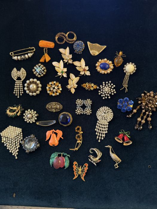 Винтаж и антик брошки