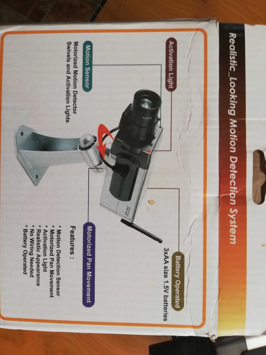 Camera supraveghere falsa cu led intermitent si senzor de miscare