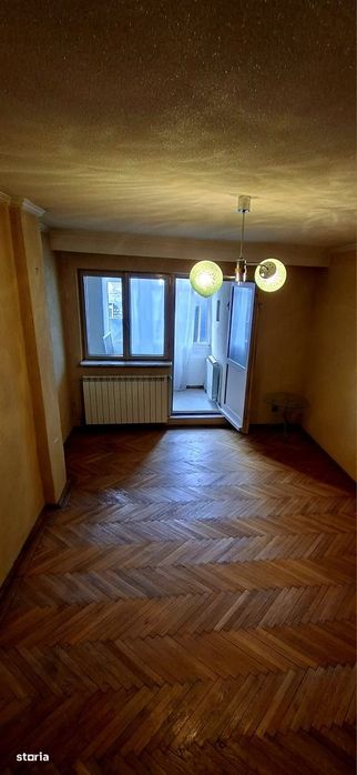 3 camere EXERCIȚIU , Decomandat / Centrală , Amplasament EXCELENT