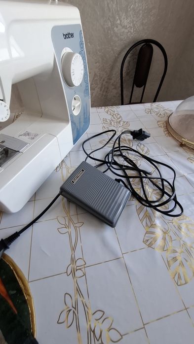 Швейная машина ..