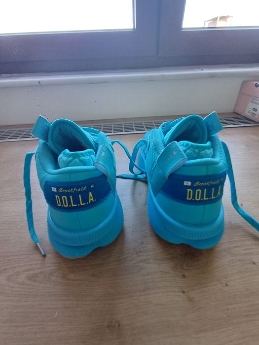 Adidas Dame 8 basketball