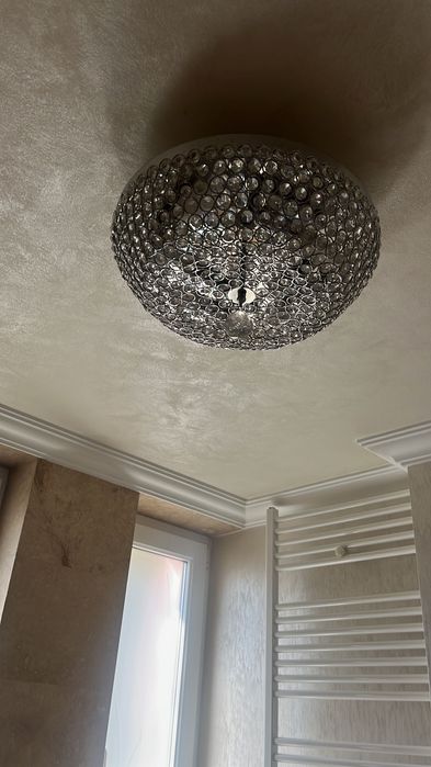 Vând corpuri de iluminat Mobexpert