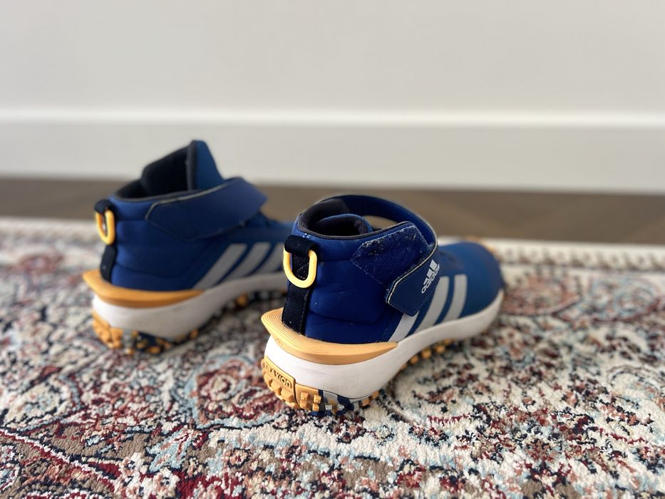 Ботинки Adidas 34 размер