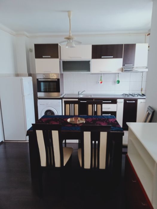 Închiriez apartament  1 camera Florești
