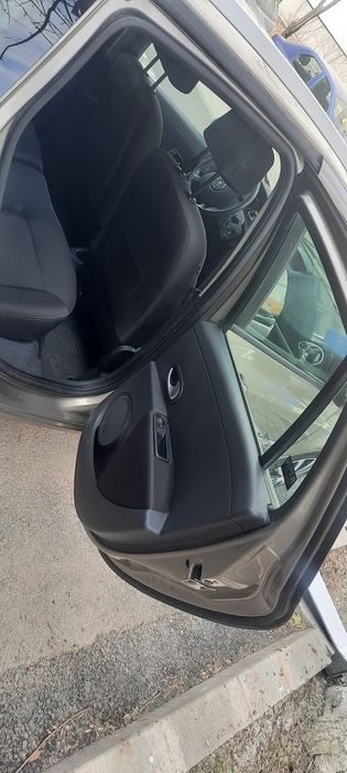 Renault Clio Estate 1.5 diesel 85 cai Romania