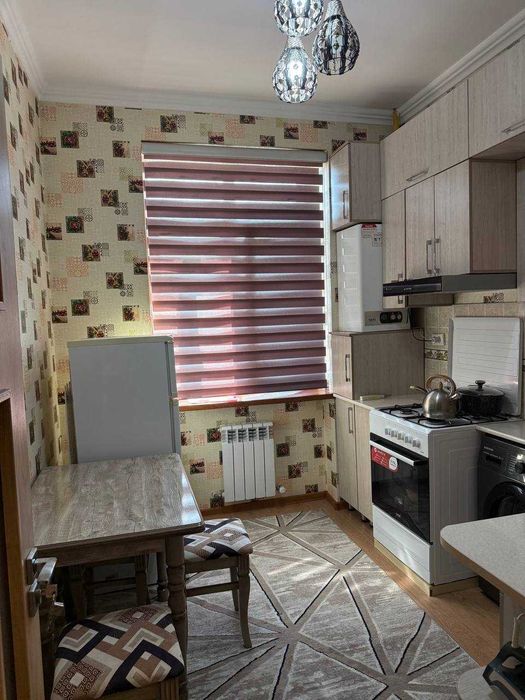 Сдается в аренду 2-х комнатная квартира на мосту Мукимий