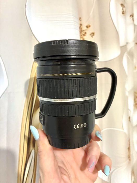 Cana termos dupa modelul obiectivului Canon Ef-s 17-55mm