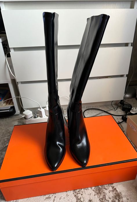 Новые сапоги Stradivarius