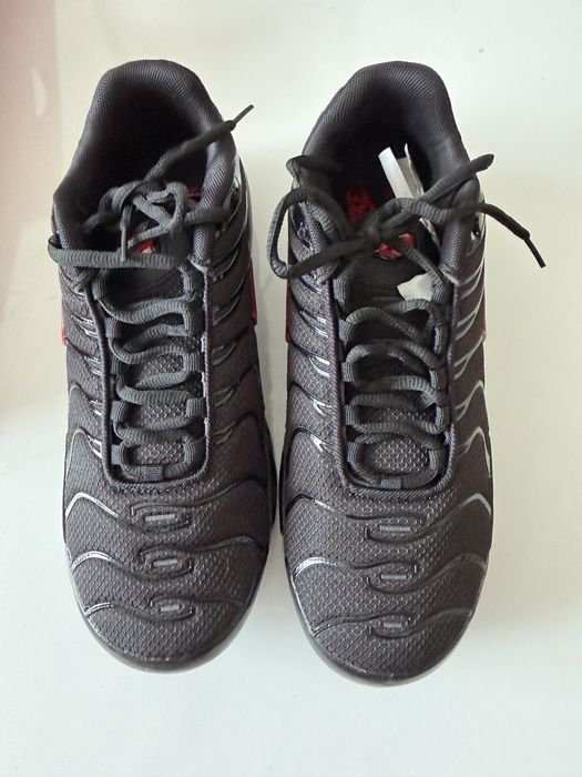Nike Air Max Plus ‘Black University Red’