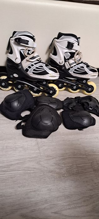 Продам роликовые коньки