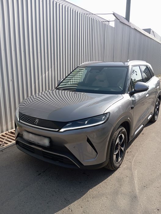 YUAN UP SMART full (лидар, хедап, 540 камера) сотилади