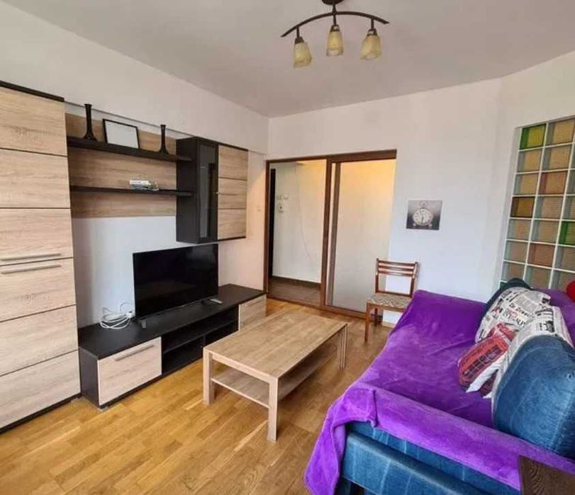 Дава се под наем Двустаен апартамент в Пловдив, Център - 65 кв.м за 204 € - Снимка #1