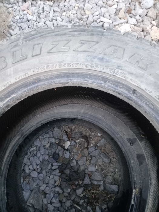 Продам покрышки R17