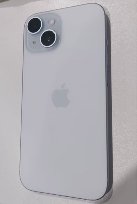 Смартфон Apple iPhone 15