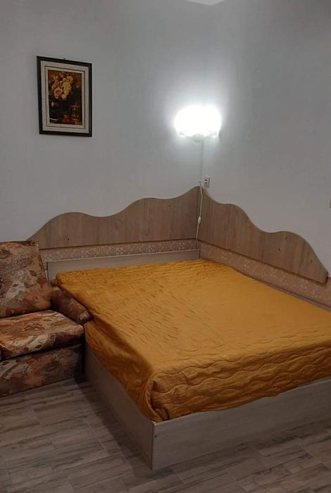 Дава се под наем Едностаен апартамент в Пловдив, Кършияка - 35 кв.м за 175 € - Снимка #1