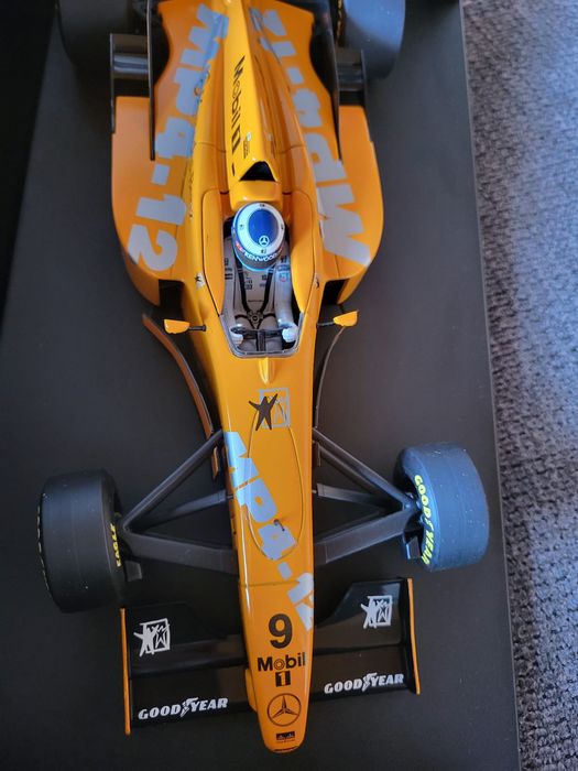 Колекционерски  модел McLaren MP4/13, сезон 1998г