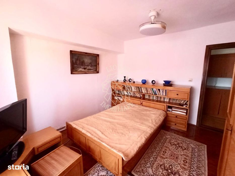 Apartament decomandat 3 camere 72 mp+spatiu depozitare 30 mp-Central — fotografia 3