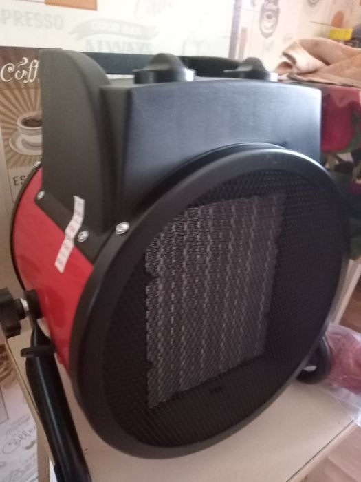 Продам тепловую пушку новая