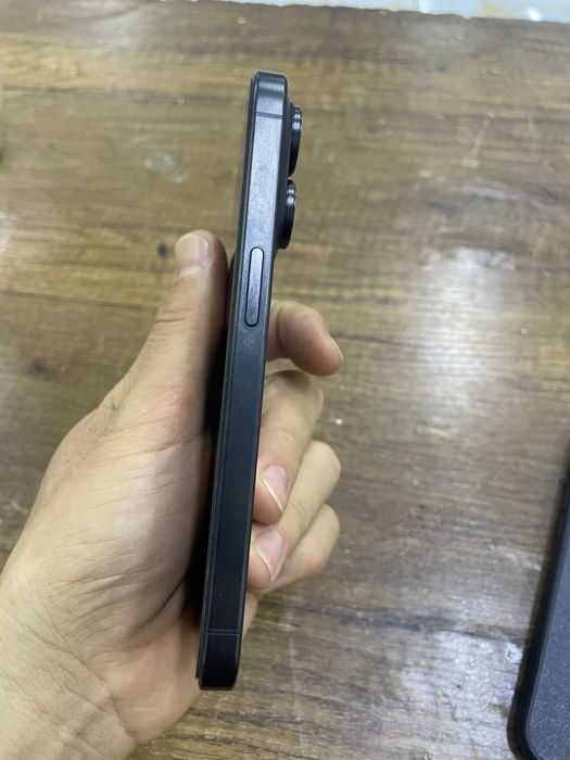 Айфон 15 про идеал сост