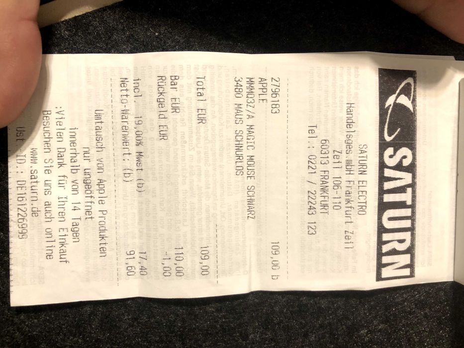 Продавам Magic Mouse, Space Grey закупен е от Saturn Германия.