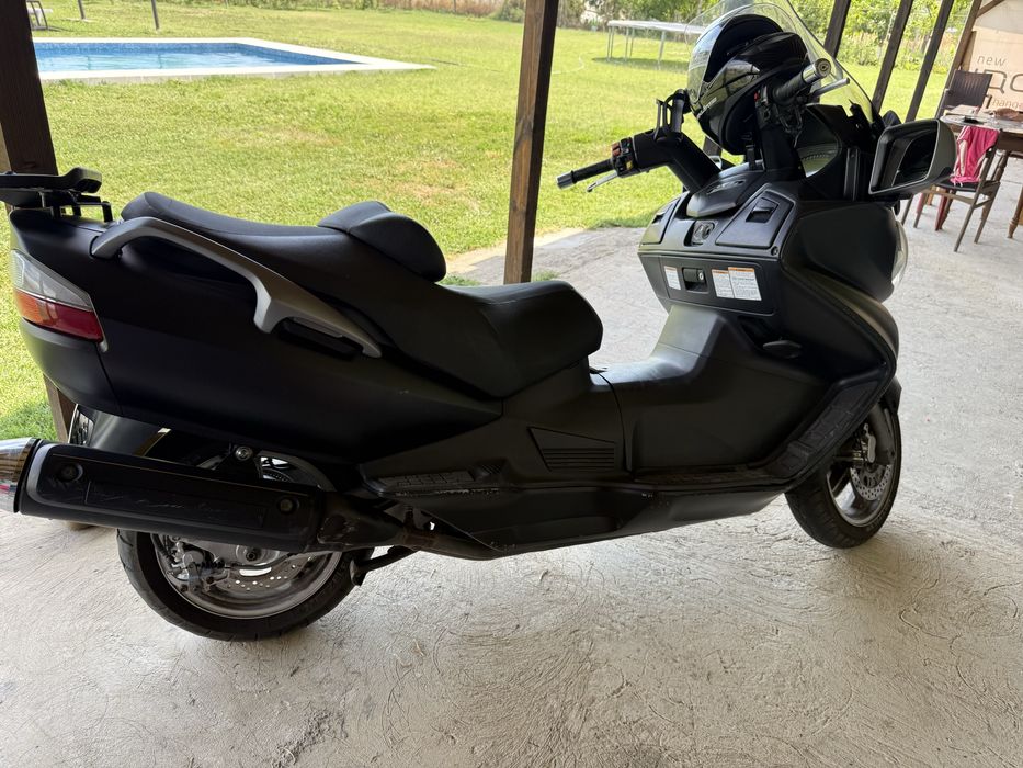 Suzuki Burgman Executive 650 ABS