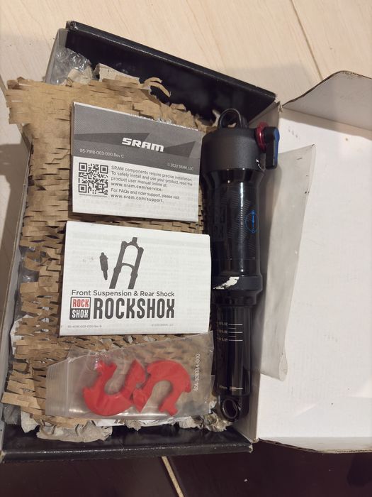 shock rockshox deluxe select +