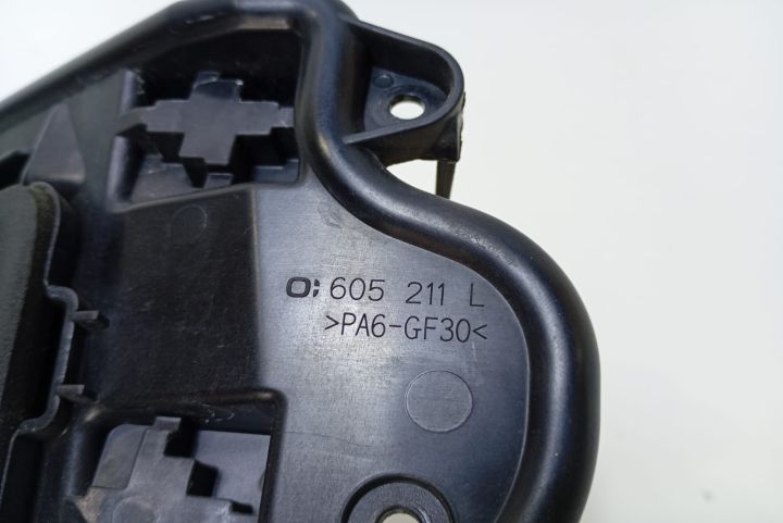 Soclu Stop Stanga  605211L Volkswagen VW Passat B7