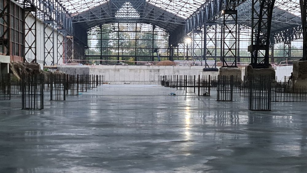 Turnare sapa beton cu Cuart Beton Elicopterizat, Pardoseli Industriale