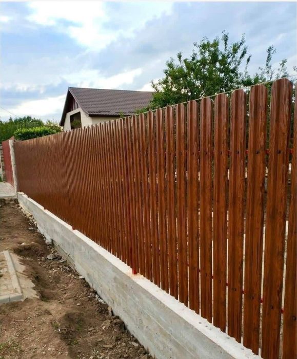 Construim garduri și porți la cerința clientului