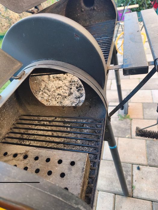 Afumator Offset (Smoker) Professional + Set Grătar BBQ ,stare bun