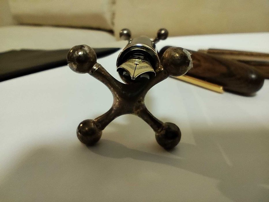 Писалка Jinhao 9056