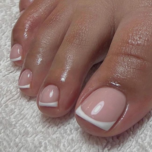 Aplicare unghii cu gel