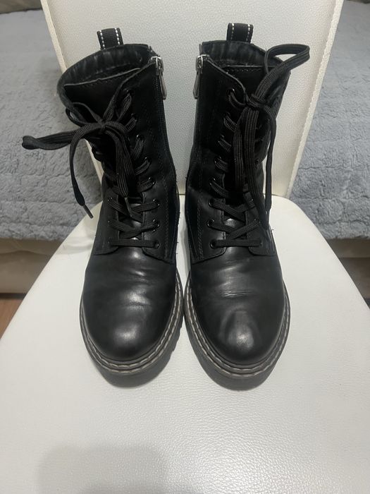 Ботинки кожаные Marco Tozzi