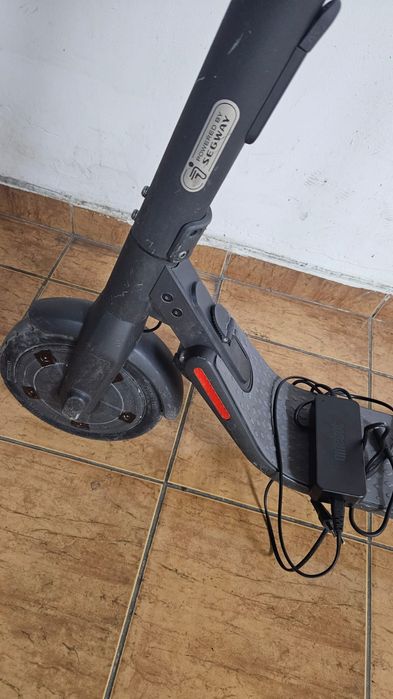 Электросамокат Ninebot e25