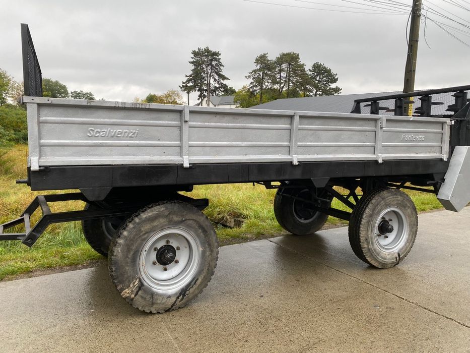 Mig pentru imprastiat gunoi tip remorca