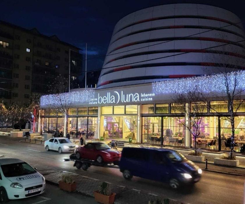 PROPRIETAR-2 CAMERE vedere piscina Aqua garden/Bella Luna - mobilat