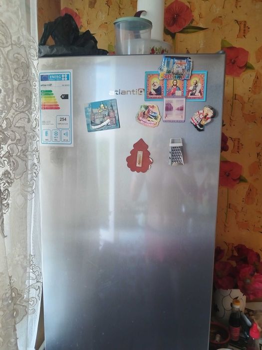 Продам холодильник