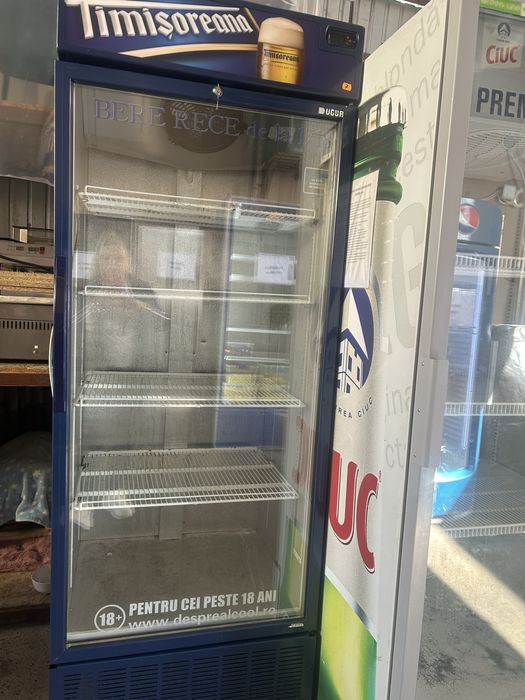 Vand vitrina/frigider/racitor