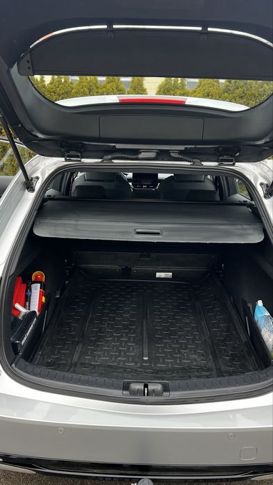 Toyota Corolla Touring Sport Business, 1.8 Benzina, Hybrid, 140 CP