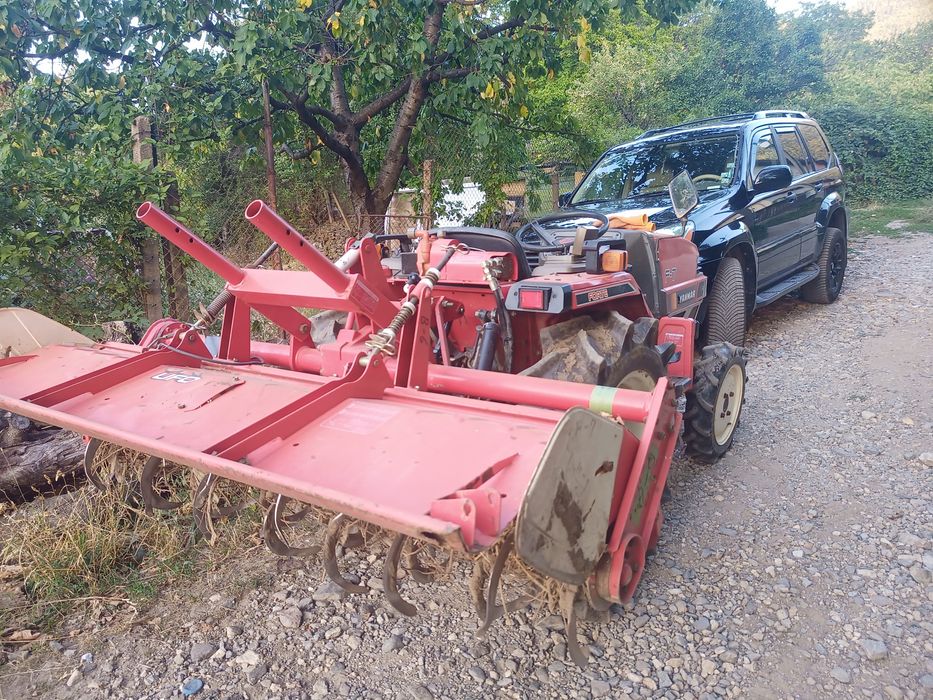 Трактор Yanmar F7