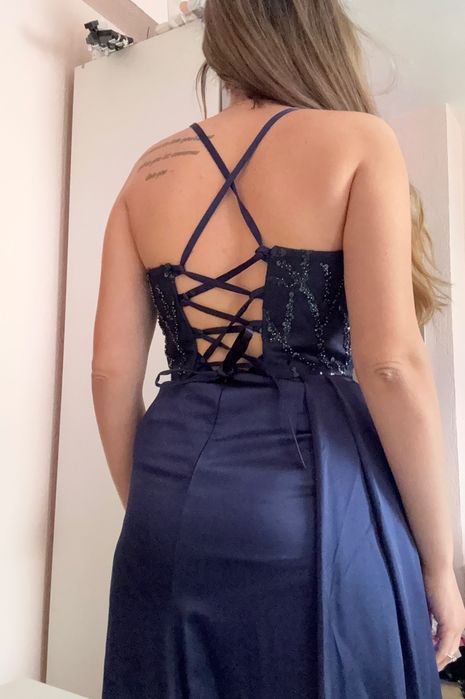 Дамска официална рокля Trendyol