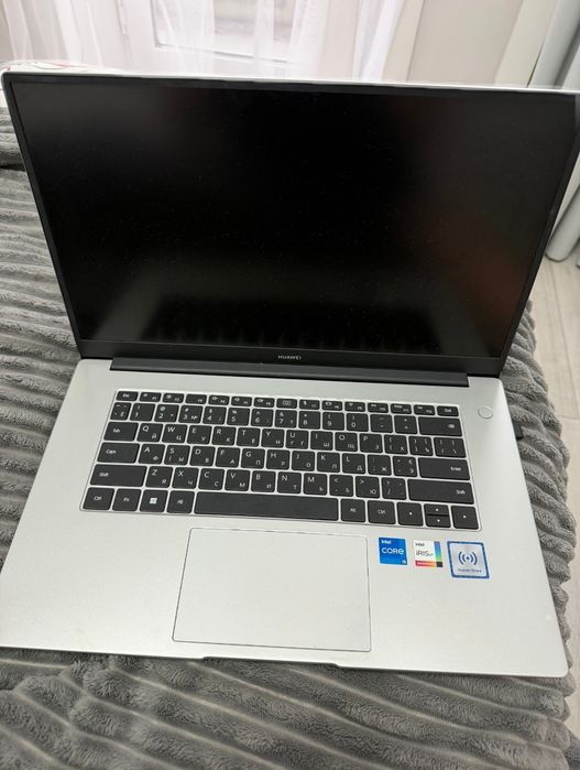 MateBook D 15 120 ГБ